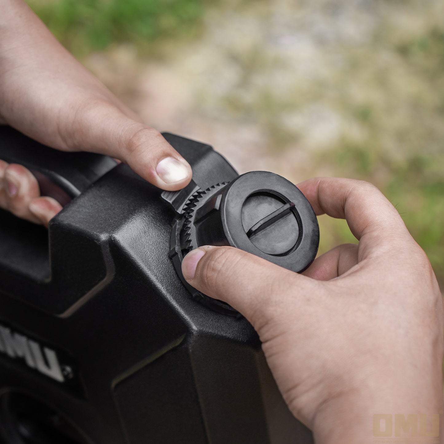 OMU Genesis Series 10L Door Hinge Jerrycan Kits For Jeep Wrangler JK/JL Gladiator JT