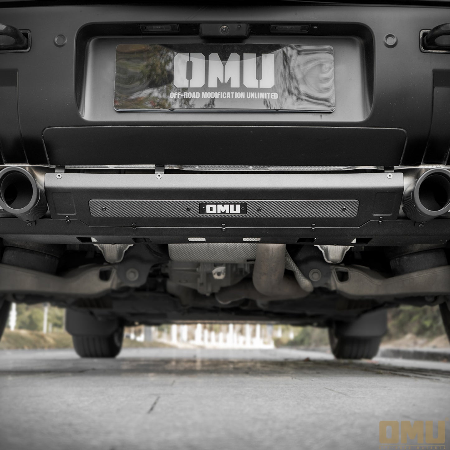 OMU Genesis Series Aluminum Exhaust Tailpipe Trim Kit for Land Rover Defender 110/130 with 3.0L Engine