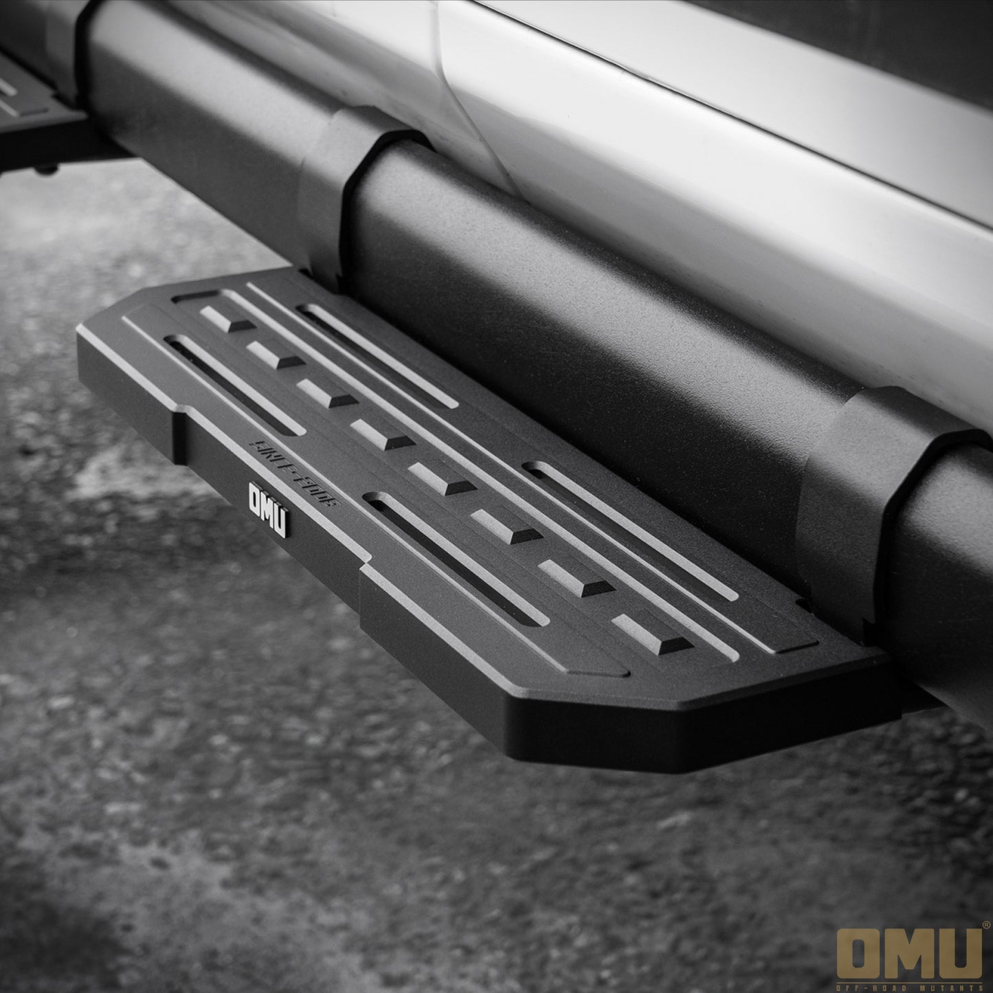 OMU Genesis Series Rock-rail Step For Jeep Wrangler JL