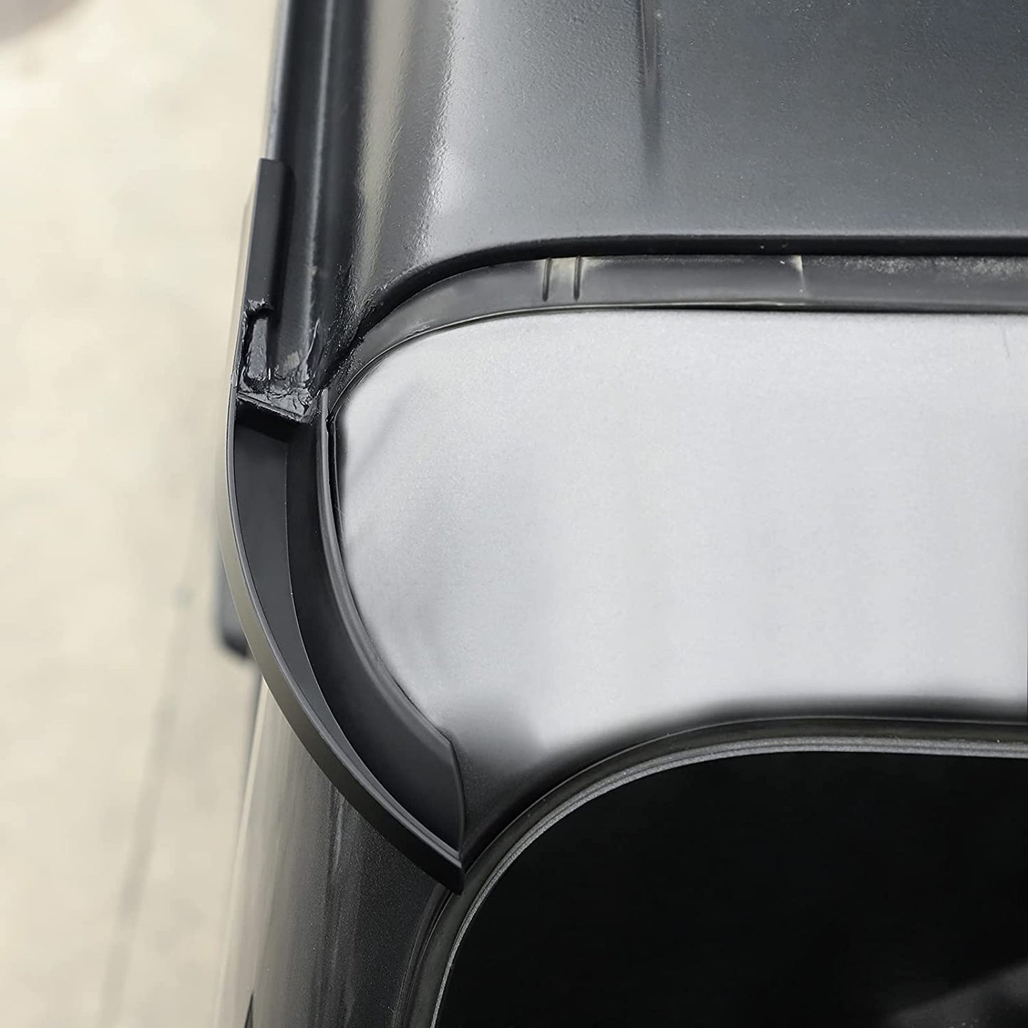 รางน้ำฝนสำหรับ Jeep Wrangler JK/JL อุปกรณ์ตกแต่งภายนอกจาก Maike Auto