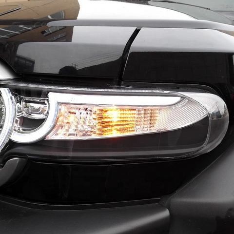 ชิ้นส่วนรถยนต์ 4x4 ไฟหน้า LED สำหรับ FJ Cruiser 07-15 อุปกรณ์เสริม Pick Up Headlight 